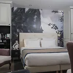 Taylor Hotel 3*
